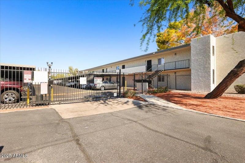 3314 68th St #W112, Scottsdale, AZ 85251