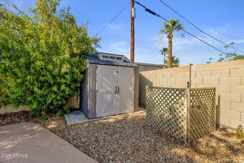 3314 E Holly St, Phoenix, AZ 85008