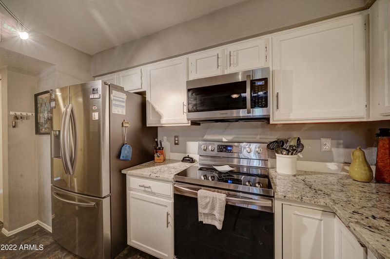 3314 E Kelton Ln #106, Phoenix, AZ 85032