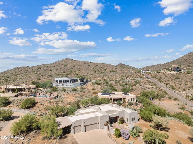 3314 Here To There Dr, Phoenix, AZ 85086