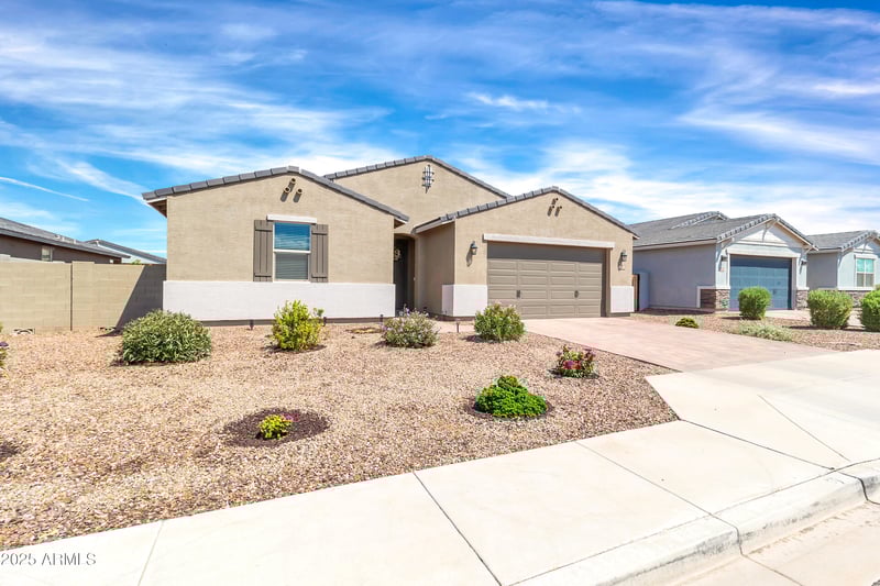 3314 Jasmine Way, San Tan Valley, AZ 85143