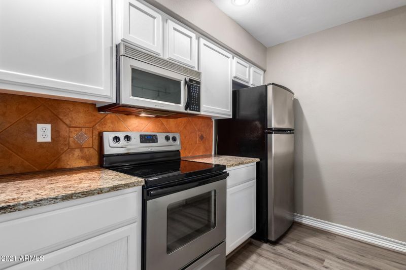 3314 N 68th St #206, Scottsdale, AZ 85251