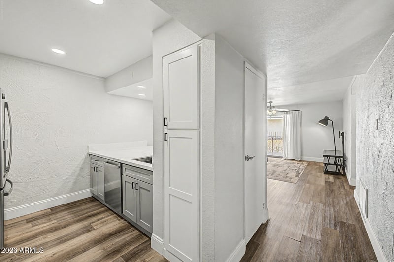 3314 68th St #211, Scottsdale, AZ 85251