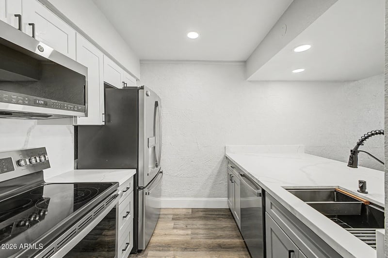 3314 68th St #211, Scottsdale, AZ 85251