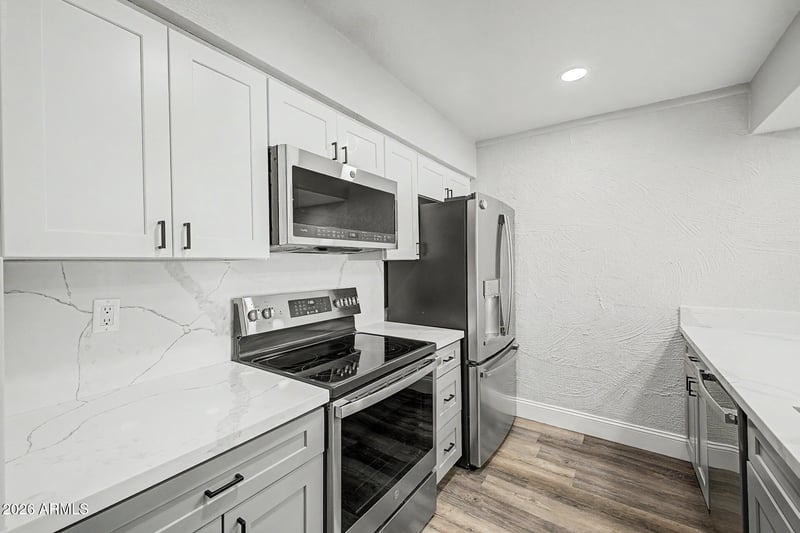 3314 68th St #211, Scottsdale, AZ 85251