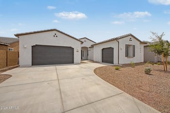 3315 Craftsman Ln, San Tan Valley, AZ 85140