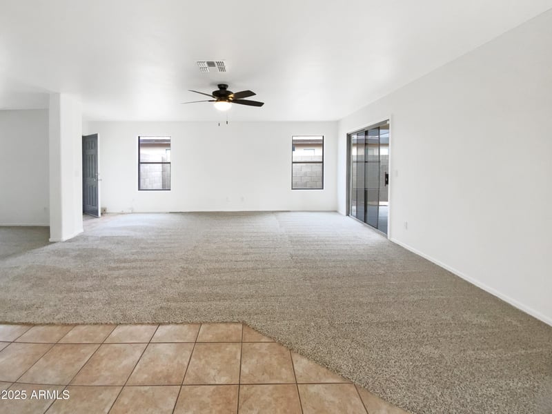 33153 Cat Hills Ave, San Tan Valley, AZ 85144
