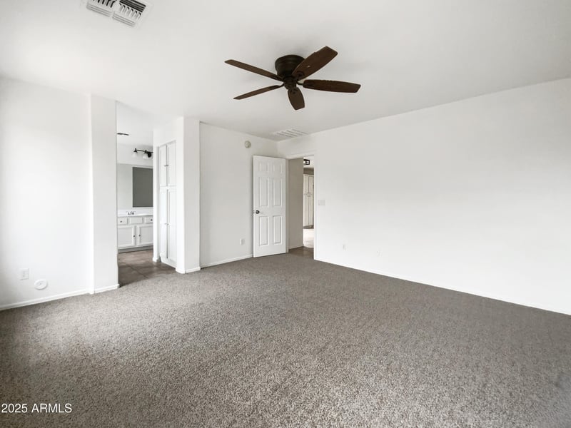 33153 Cat Hills Ave, San Tan Valley, AZ 85144