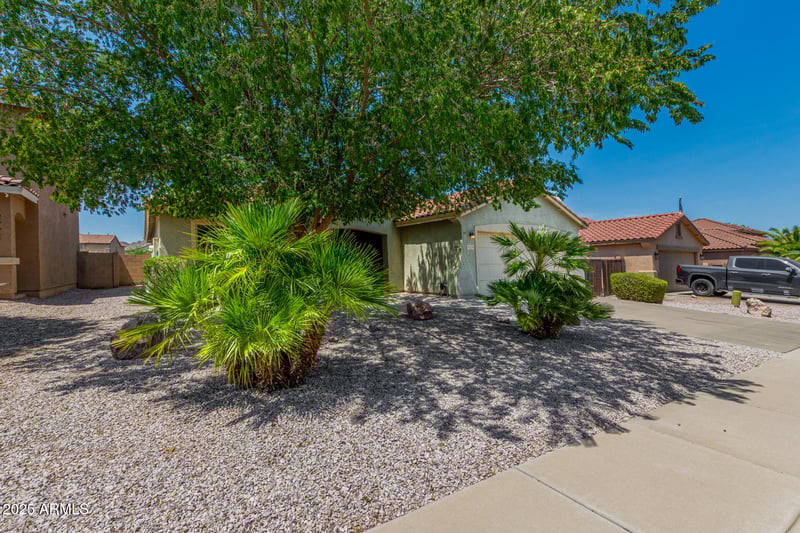 33154 Cherry Creek Rd, San Tan Valley, AZ 85144