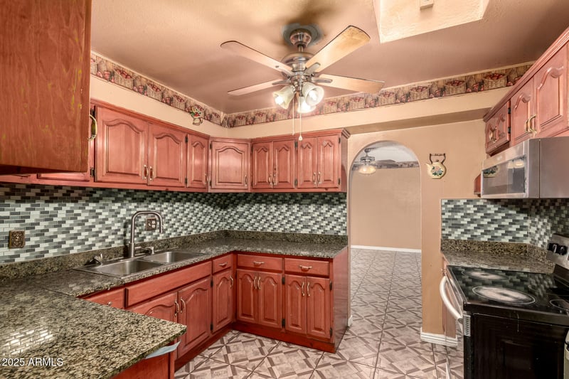 3316 63rd Ave, Phoenix, AZ 85033