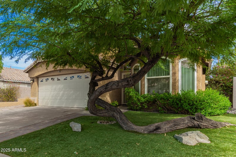 3316 Brookwood Ct, Phoenix, AZ 85048