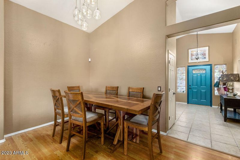 3316 S 81st Ave, Phoenix, AZ 85043