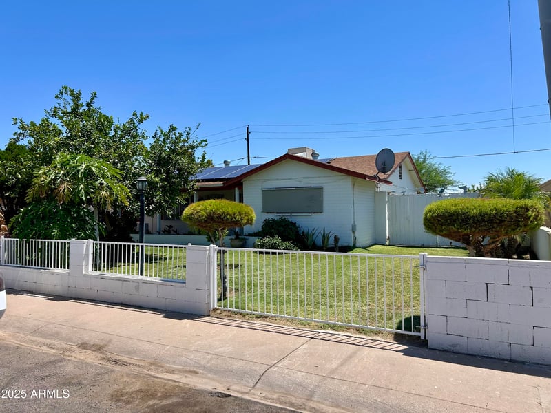 3317 80th Ave, Phoenix, AZ 85033