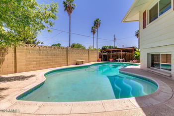 3317 Pine St, Tempe, AZ 85282