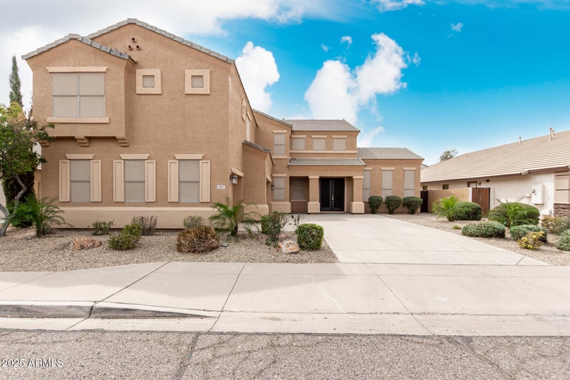 3317 W Knudsen Dr, Phoenix, AZ 85027