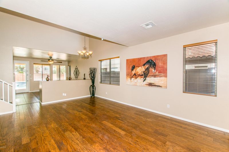 3318 E Pinot Noir Ave, Gilbert, AZ 85298