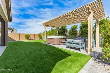 3318 Hayfield Way, San Tan Valley, AZ 85140