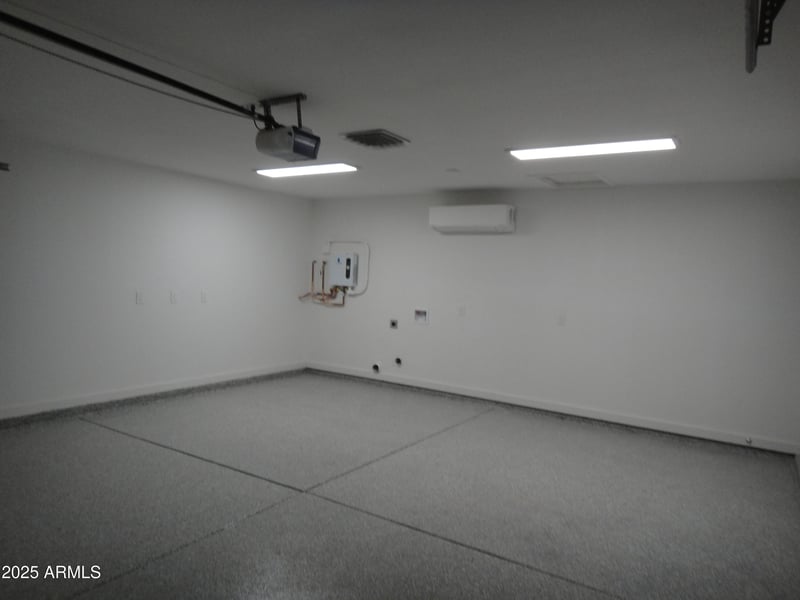 3318 Rose Garden Ln, Phoenix, AZ 85027