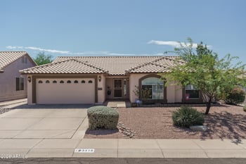 3319 E Rosemonte Dr, Phoenix, AZ 85050
