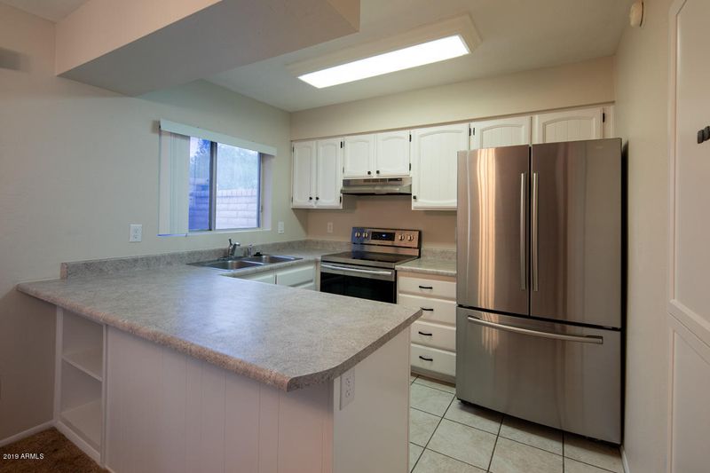 3319 S Parkside Dr, Tempe, AZ 85282