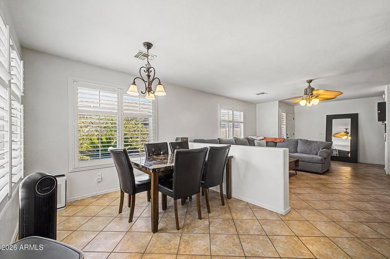 33198 N Cat Hills Ave, San Tan Valley, AZ 85144