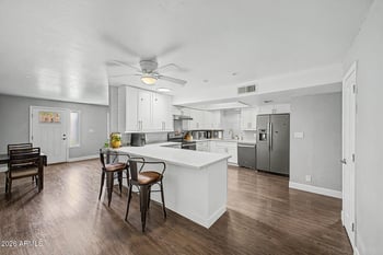 332 Dobson Rd #22, Mesa, AZ 85201