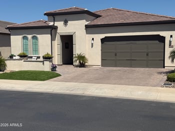 332 E Bracciano Ave, San Tan Valley, AZ 85140