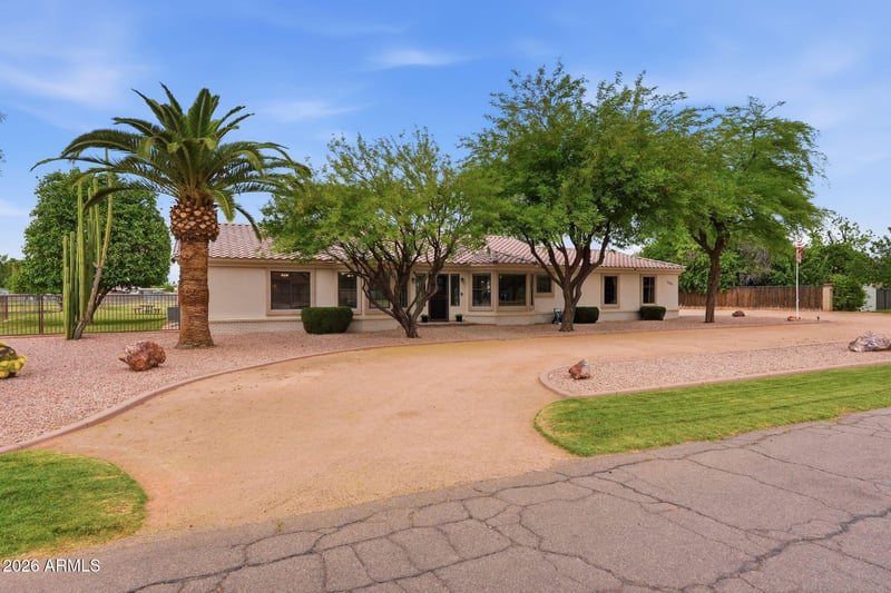 332 E Harrison St, Gilbert, AZ 85295