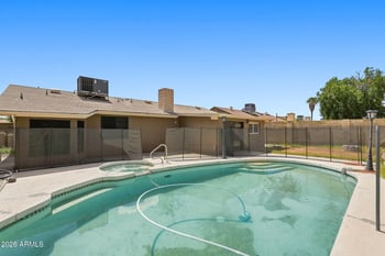 332 W Kerry Ln, Phoenix, AZ 85027