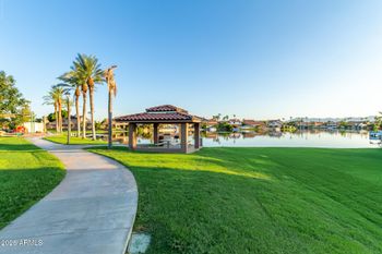 3320 E Briarwood Ter, Phoenix, AZ 85048