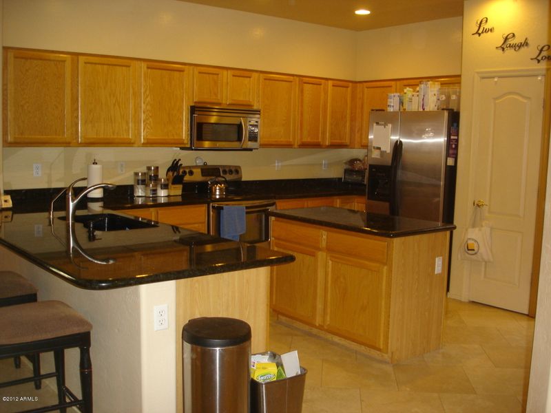 3320 E Powell Ct, Gilbert, AZ 85298