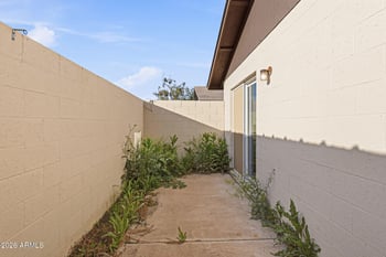 3320 Parkside Dr, Tempe, AZ 85282