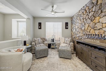 3320 Sunland Dr, Chandler, AZ 85248
