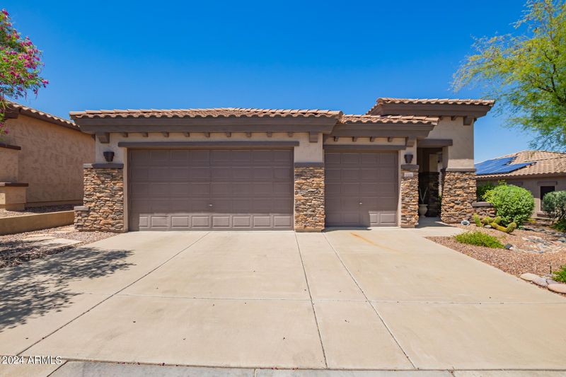 3320 W Links Dr, Phoenix, AZ 85086
