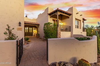 33207 12th St, Phoenix, AZ 85085