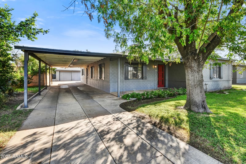 3321 17th Dr, Phoenix, AZ 85015