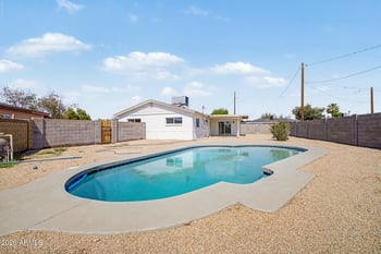 3321 Belleview St, Phoenix, AZ 85008