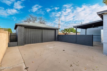 3321 N 17th Dr, Phoenix, AZ 85015