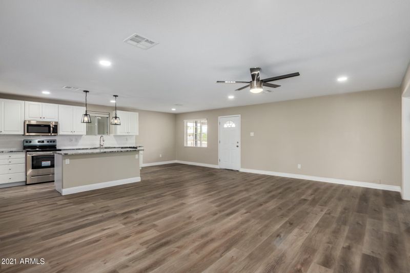 3321 W Pierson St, Phoenix, AZ 85017