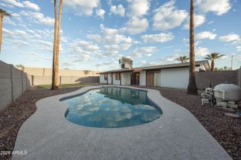 3322 E Bloomfield Rd, Phoenix, AZ 85032