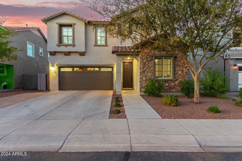 3322 E Riverdale St, Mesa, AZ 85213
