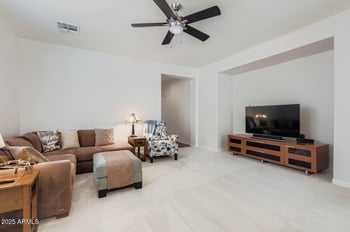 3323 Oakland St, Gilbert, AZ 85295