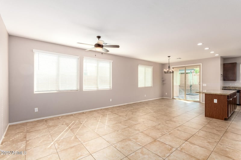 3323 Roland St, Mesa, AZ 85213