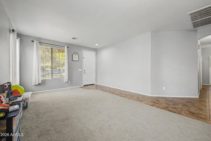 3323 S 90th Ln, Tolleson, AZ 85353