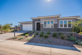 3323 Sunstone Dr, San Tan Valley, AZ 85144