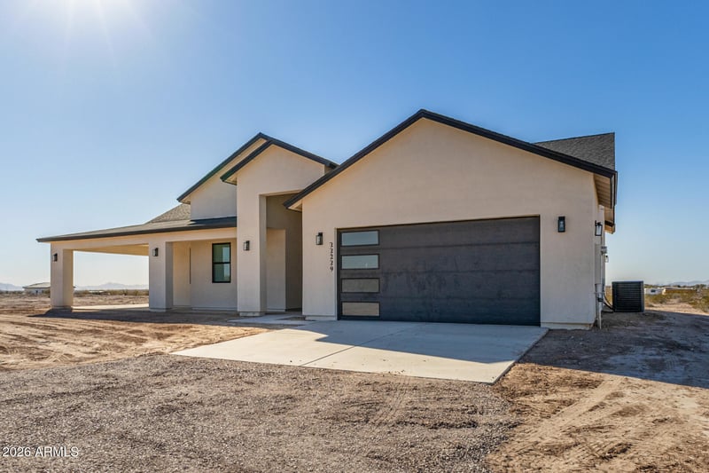 33239 Sunland Ave, Tonopah, AZ 85354