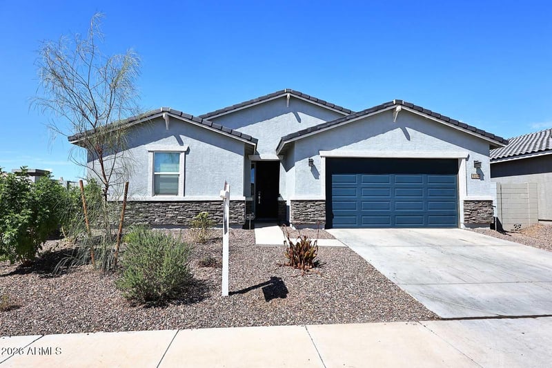 3324 E Alexander Dr, San Tan Valley, AZ 85143