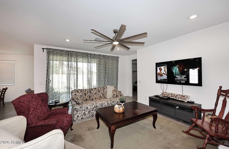 3324 E Alexander Dr, San Tan Valley, AZ 85143