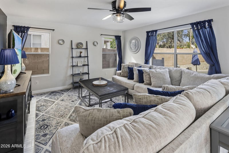 3324 Brookwood Ct, Phoenix, AZ 85048