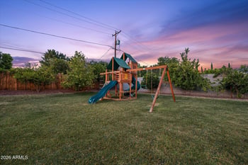 3324 Osborn Rd, Phoenix, AZ 85018